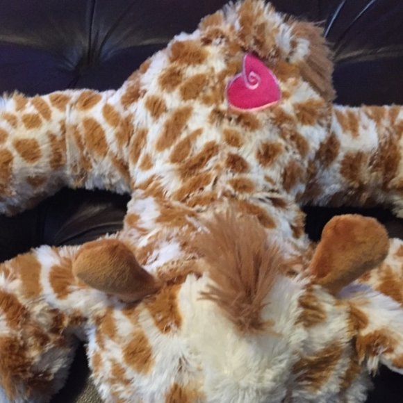 Stuffed Animal Giraffe New - Picture 3 of 4